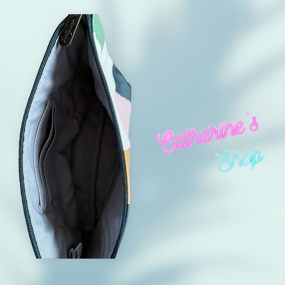 Tapered Pouch - Deco Patchwork Smooth Pebble - Picture 3 of 3